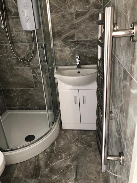Luxury Lavish Studio Apartments Le1 레스터 외부 사진