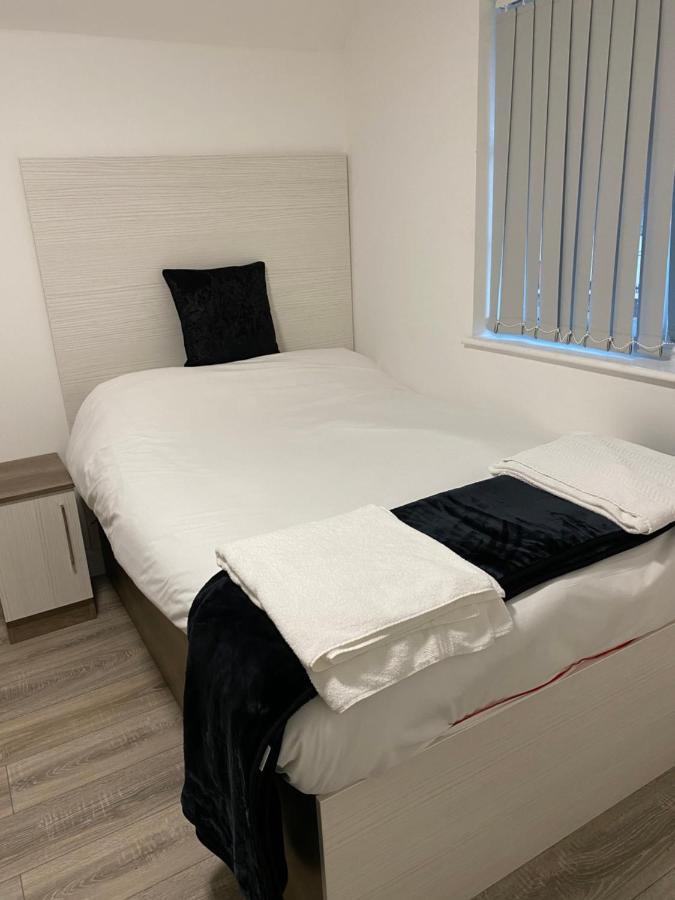 Luxury Lavish Studio Apartments Le1 레스터 외부 사진